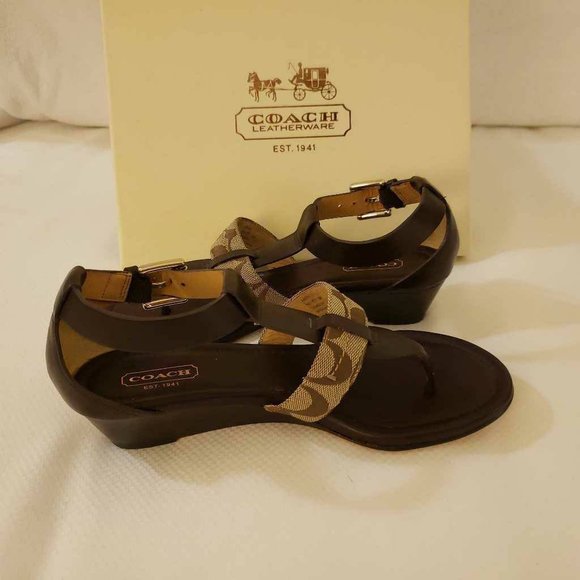 Coach Womens Velvet T-Strap Sandals Brown Beige Signature Thong Mid Heel 6 B New - Picture 6 of 15